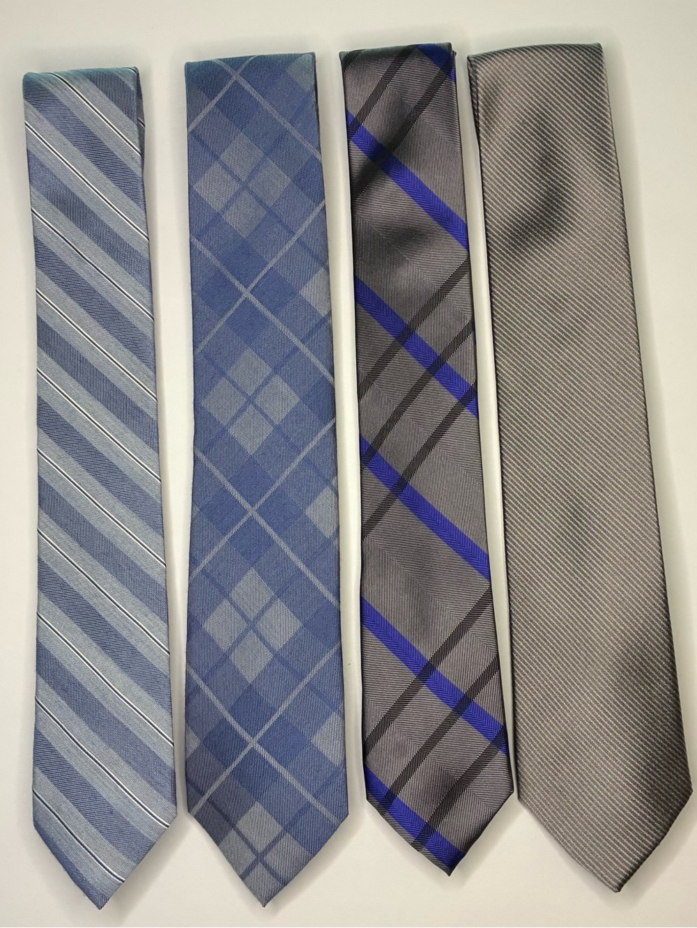 4 CALVIN KLEIN Designer Mens Neckties lot in good condition Silk & Silk blend